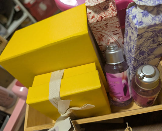 -L'Occitane Mystery Gift Set-